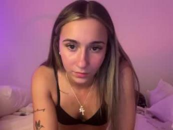 graceyrose chaturbate stream image