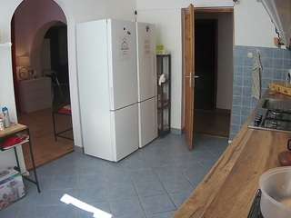 voyeurcam-julmodels-kitchen camsoda stream image