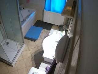 voyeurcam-julmodels-bath-2nd-2 camsoda stream image