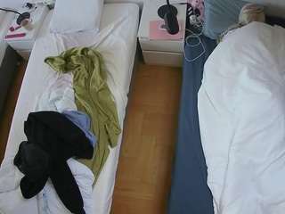 voyeurcam-julmodels-bed-5 camsoda stream image