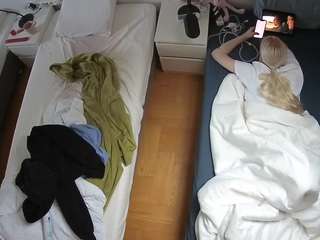 voyeurcam-julmodels-bed-5 camsoda stream image