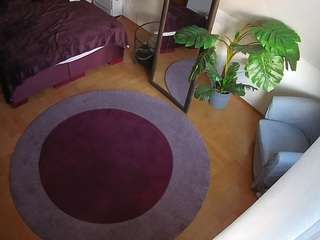 voyeurcam-julmodels-whitebed-5 camsoda stream image