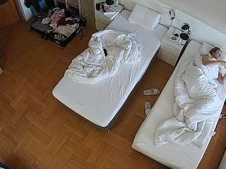 voyeurcam-julmodels-bed-7 camsoda stream image