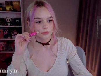 fymryn bongacams stream image
