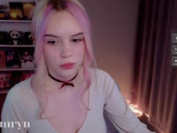 fymryn bongacams stream image