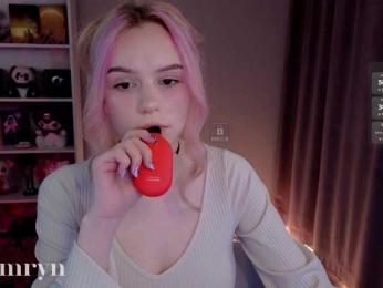 fymryn bongacams stream image
