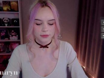 fymryn bongacams stream image