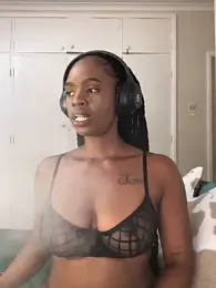 LuciousLips96 stripchat stream image