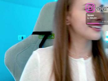 VikkiExtraCheese bongacams stream image