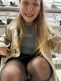 Sunny___Bunny stripchat stream image