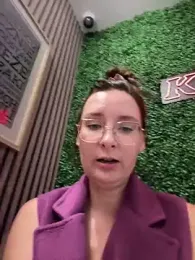 The_Snowwhitee stripchat stream image