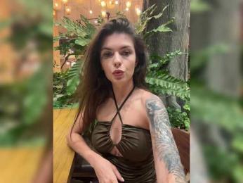 Oops_kiraa bongacams stream image