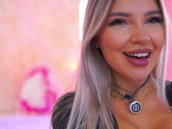 ArtTeasee bongacams stream image