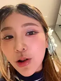 Kiki--2025 stripchat stream image