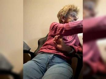 Reife-dame bongacams stream image