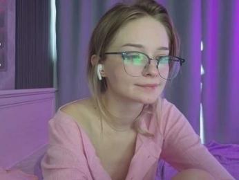 vialeta-baby bongacams stream image