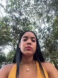 NAUGHTY_LITTLE_18 stripchat stream image