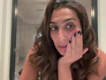 camiliakxoxo chaturbate stream image