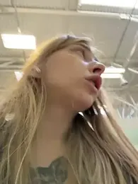 Sunny___Bunny stripchat stream image