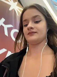 KittyQueeny stripchat stream image