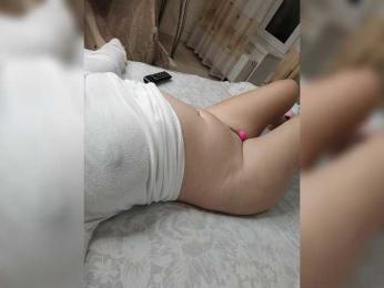 Angelia22 bongacams stream image