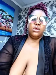 Thasha8 stripchat stream image