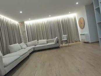 ehotlovea chaturbate stream image