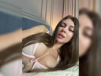 Roxysh bongacams stream image