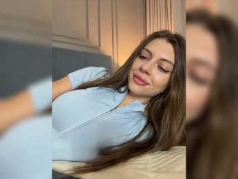 Roxysh bongacams stream image