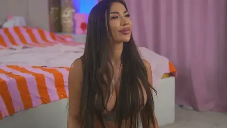 MissMooon stripchat stream image