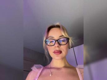 Mila-m bongacams stream image