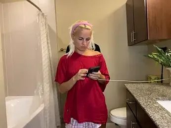 girlfriendmissy stripchat stream image