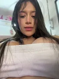 Emmily_19 stripchat stream image