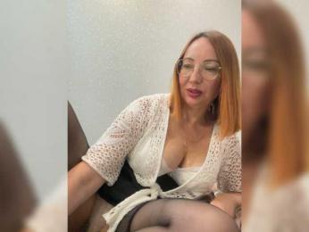 Pink-Lips bongacams stream image