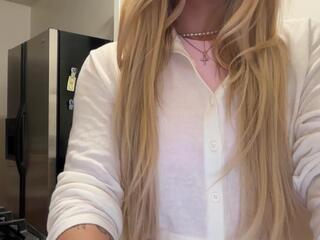 Maci Reynolds flirt4free stream image