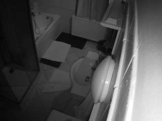 voyeurcam-julmodels-bath-2nd-2 camsoda stream image