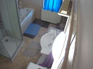 voyeurcam-julmodels-bath-2nd-2 camsoda stream image