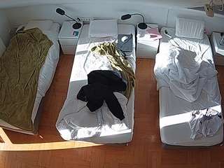 voyeurcam-julmodels-bed-7 camsoda stream image