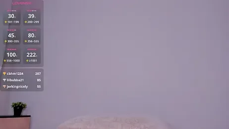 emmelieflorence stripchat stream image