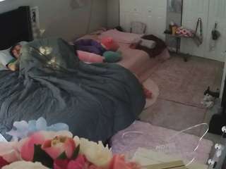 voyeurcam-house-charleys-room camsoda stream image