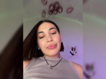wlcm2talilia bongacams stream image