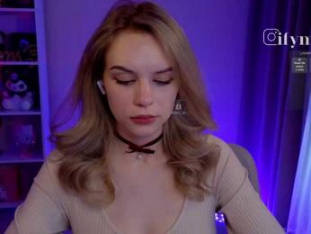fymryn bongacams stream image