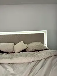 miamellycious stripchat stream image