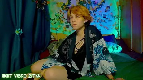 TrickyKitsune stripchat stream image