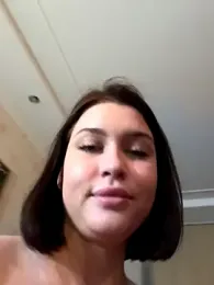 KikiWatson stripchat stream image