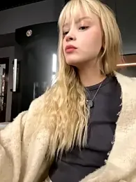 BellaSecrett stripchat stream image