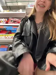 Sunny___Bunny stripchat stream image