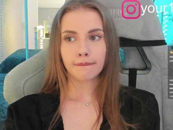 VikkiExtraCheese bongacams stream image