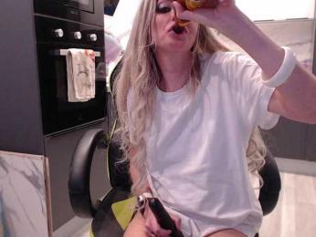 blondalina bongacams stream image
