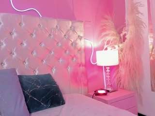 sofly-s camsoda stream image